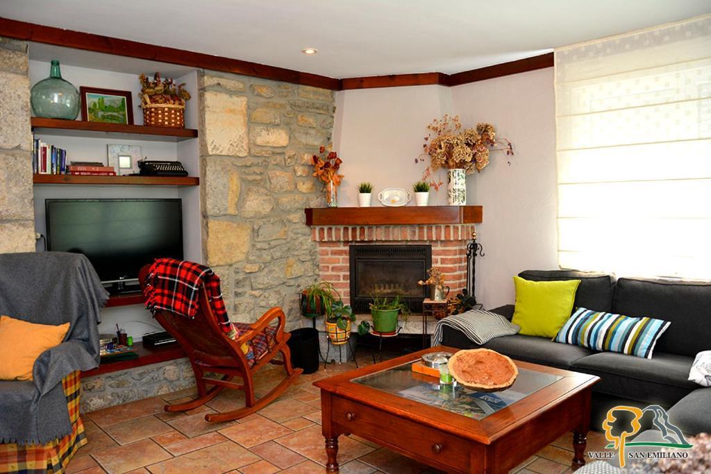 Hotel Rural Valle San Emiliano エクステリア 写真